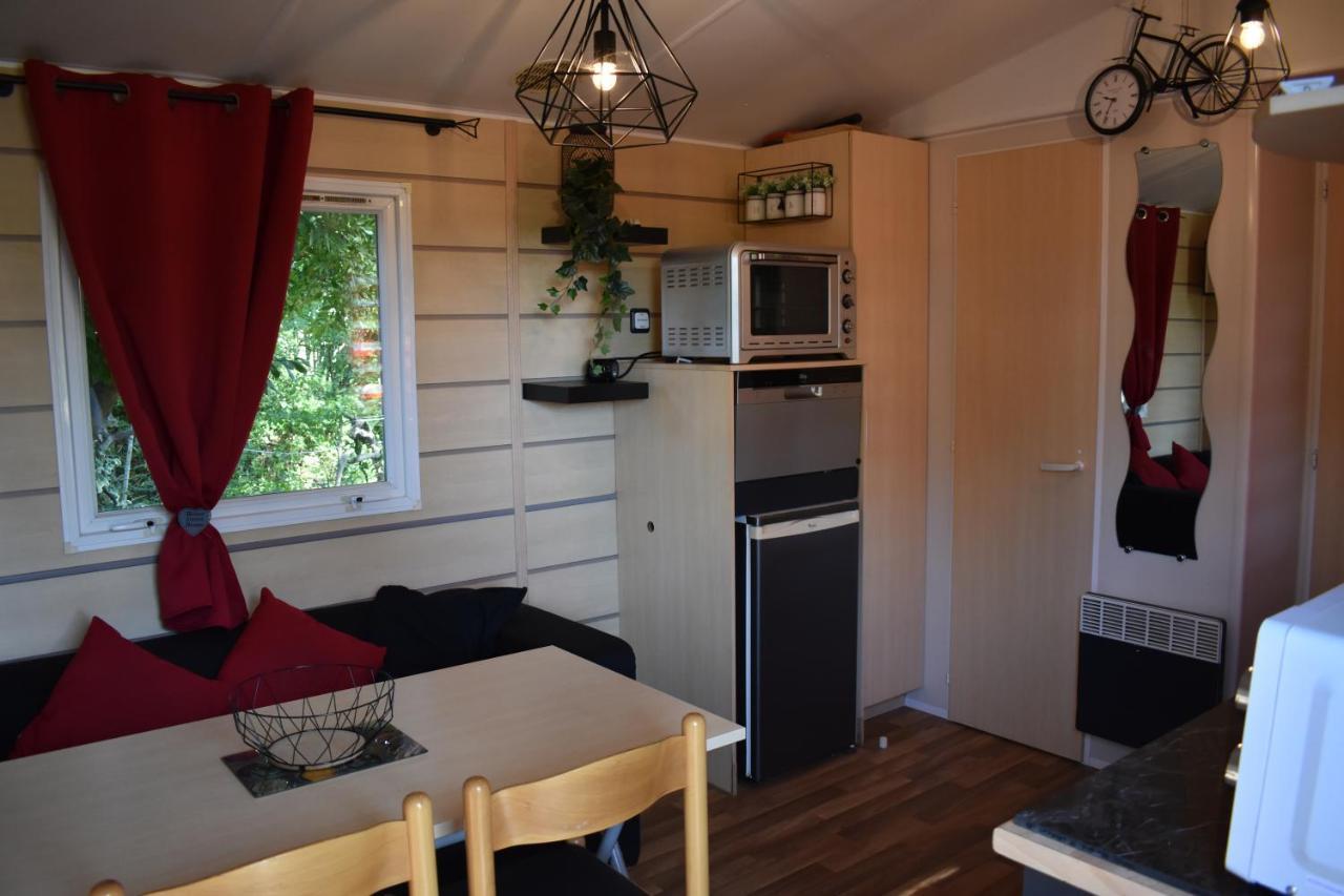 Mobil-home Sur Terrain Bucolique Hyères